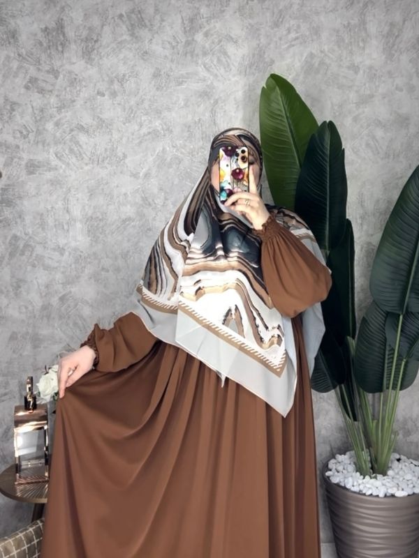 Marron / بني فاتح