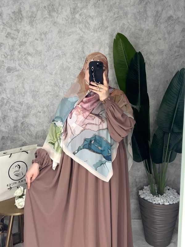 Beige terre /ترابي