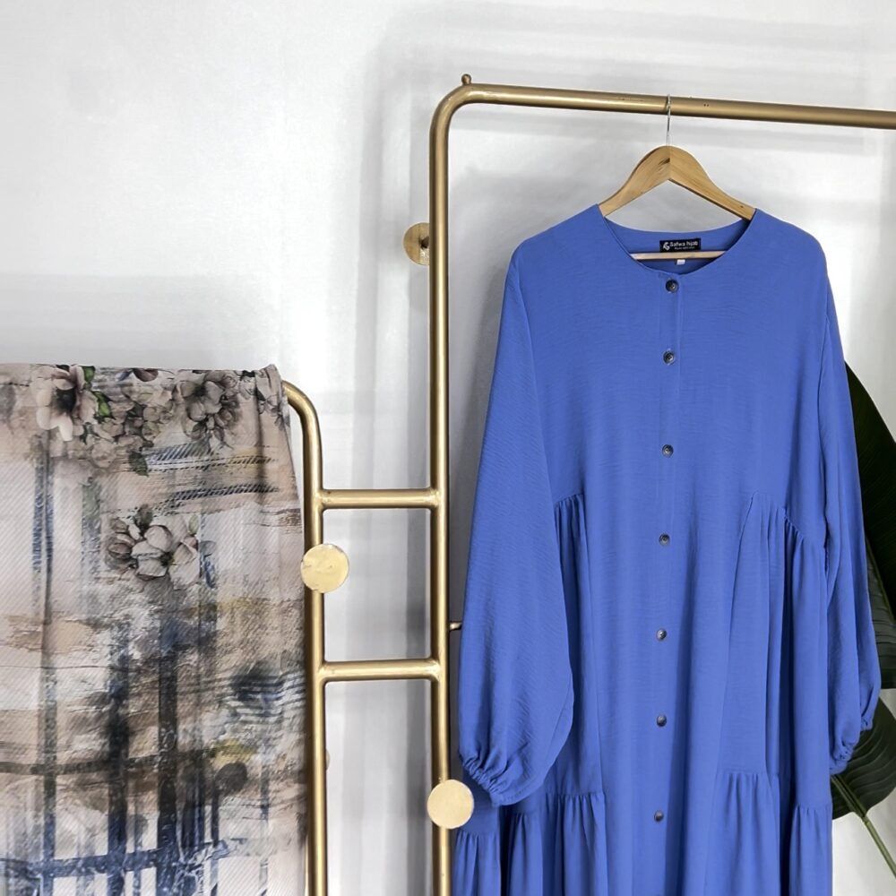 Bleu ciel vif | أزرق سماوي فاتح