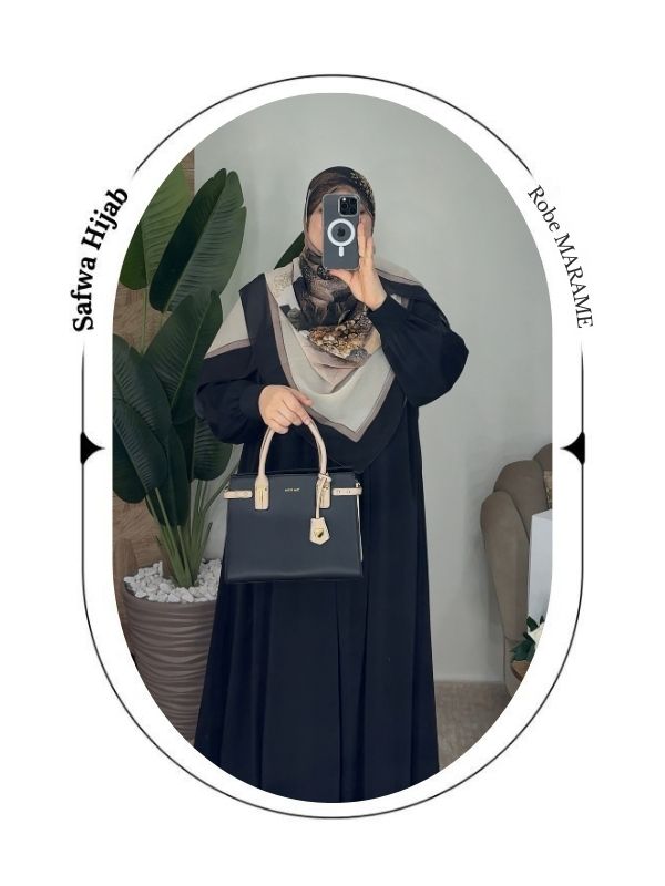 أسود