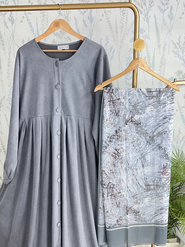 Gris / رمادي