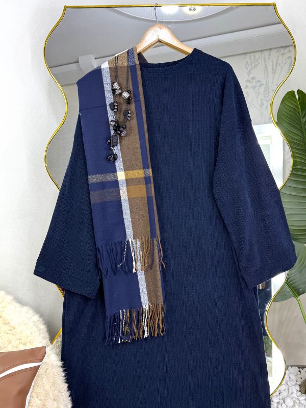 Bleu marine / أزرق داكن