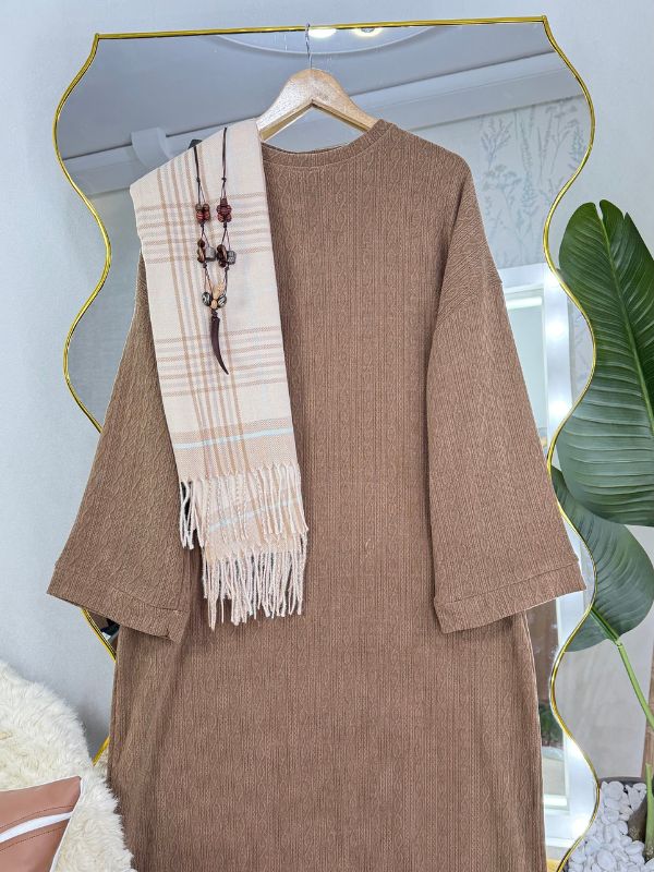 Marron / بني فاتح