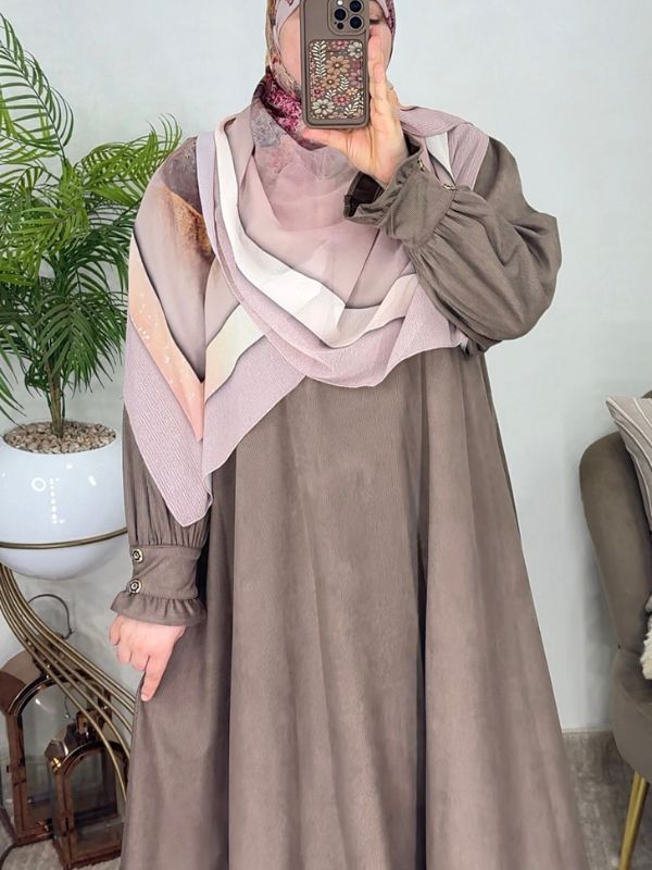 Beige terre /ترابي