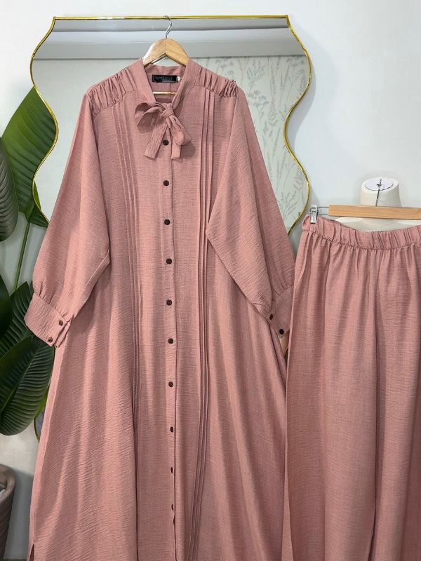 Rose / وردي