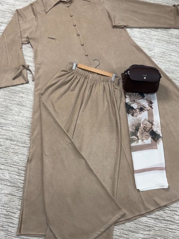 Beige /بيج
